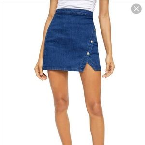 ▪️SOLD▪️NWT Free People Notched Denim Miniskirt